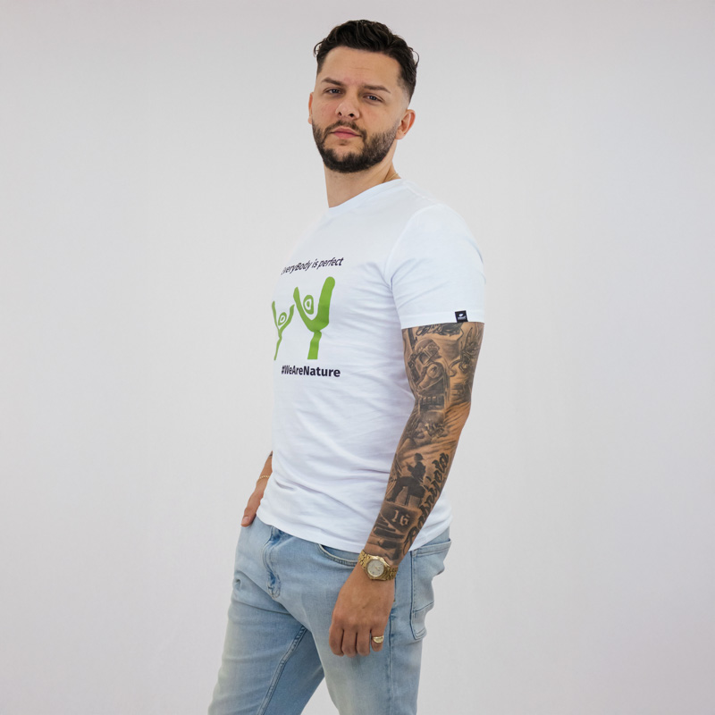 nature-s-finest-everybody-is-perfect-t-shirt-mit-spruch-unisex image 4