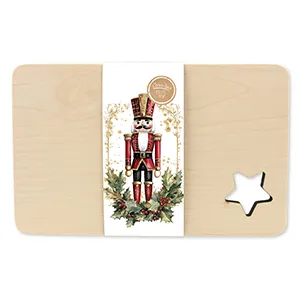choco-lina-naschen-holzbrett-stern-nussknacker-gold-holz image 1