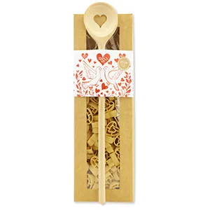 choco-lina-nudeln-geschenkset-herzen-tauben-rot-mit-kochl-ffel image 1